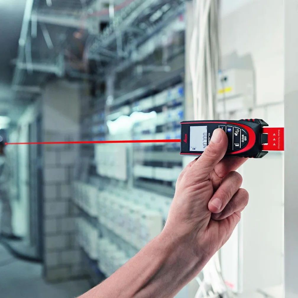 Leica – lasermètre Vert avec NFC et Bluetooth (Utilisation d'’Une Application), Embout Rabattable et capteur d'’Inclinaison, pour Les mesures dans des environnements très Lumineux