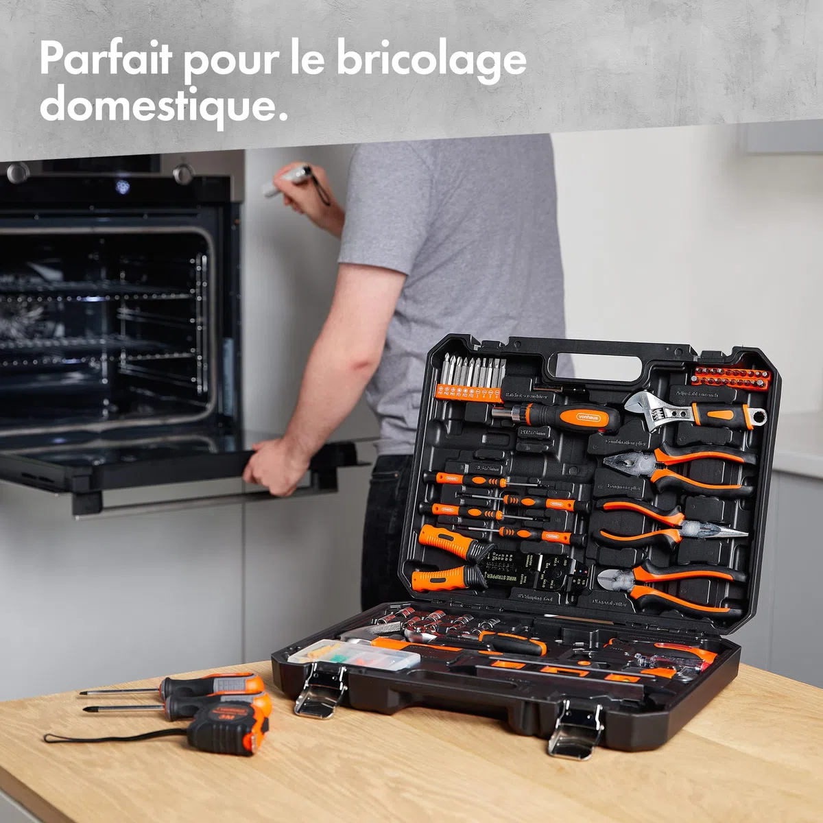VonHaus Caisse à Outils - Complet Boite de 120 Pièces - Boîte à Outils Manuels, avec Lampe de Poche LED, Clés Hexagonales, Ruban à Mesurer & Mallette de Transport