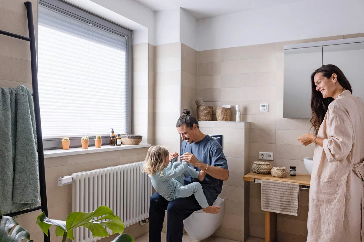 Bosch Smart Home - Controlador de sistema domótico en casa, blanco, Versión para Reino Unido