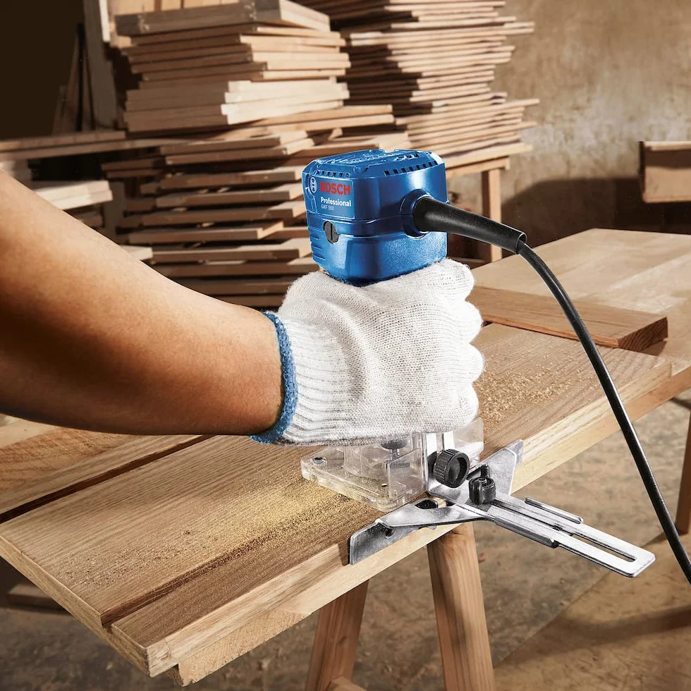Bosch 1x Fraise à rainurer droite PRO, deux goujures (pour Bois résineux, Bois dur, Ø 18 mm, Professional Accessoire Défonceuse manuelle, Fraise à araser)