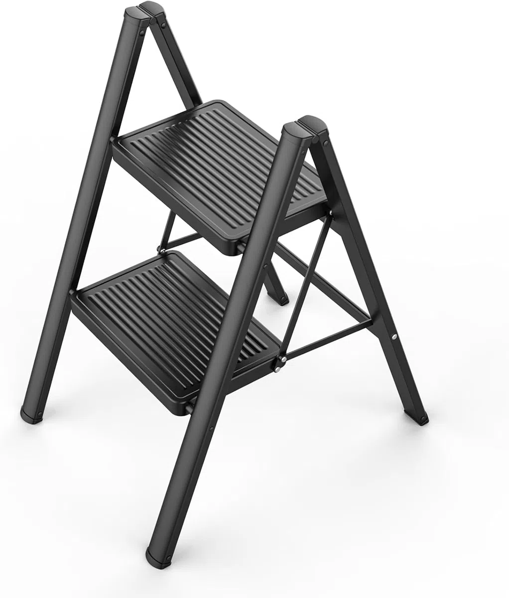 Escabeau pliable à 2 marches pour cuisine, bricolage et jardinage, échelle en acier robuste, capacité de 150 kg avec grande plate-forme antidérapante, escabeau portable et fin, noir