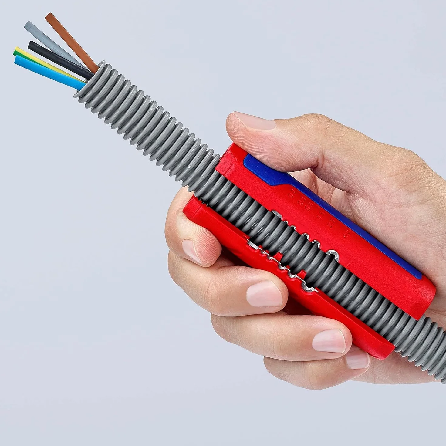 Knipex TwistCut Coupe-tubes pour gaines électriques en blister 100 mm, 90 22 02 SB