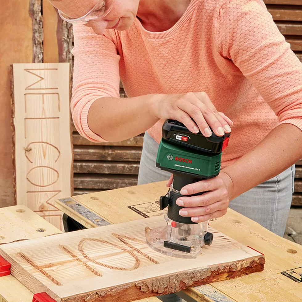 Bosch 1x Fraise à rainurer droite PRO, deux goujures (pour Bois résineux, Bois dur, Ø 18 mm, Professional Accessoire Défonceuse manuelle, Fraise à araser)
