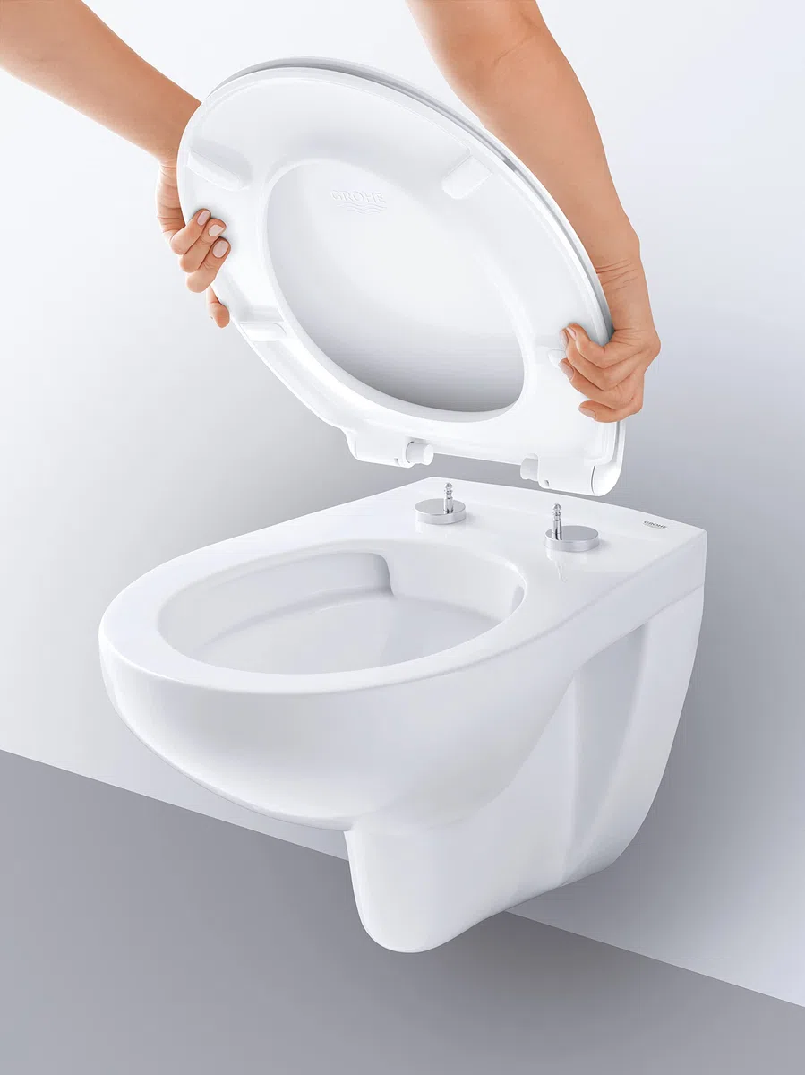 GROHE cuvette WC suspendue Bau ceramic, sans bride sans rebord, cuvette avec fixation rapide, volume de chasse 3/6 L, porcelaine vitrifiée, finition blanc alpin, 39427000 (Import Allemagne)