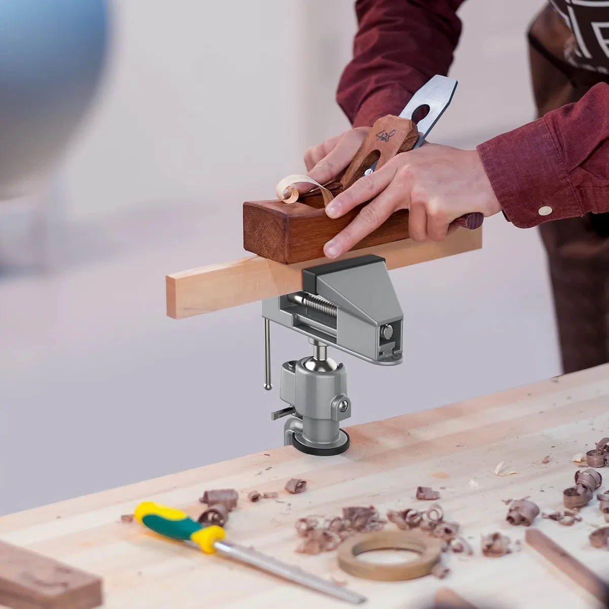 Étau de table, Étaux d'Établi,Largeur de Mâchoire 70mm pour le travail du bois, le perçage, le sciage, la fabrication de bijoux
