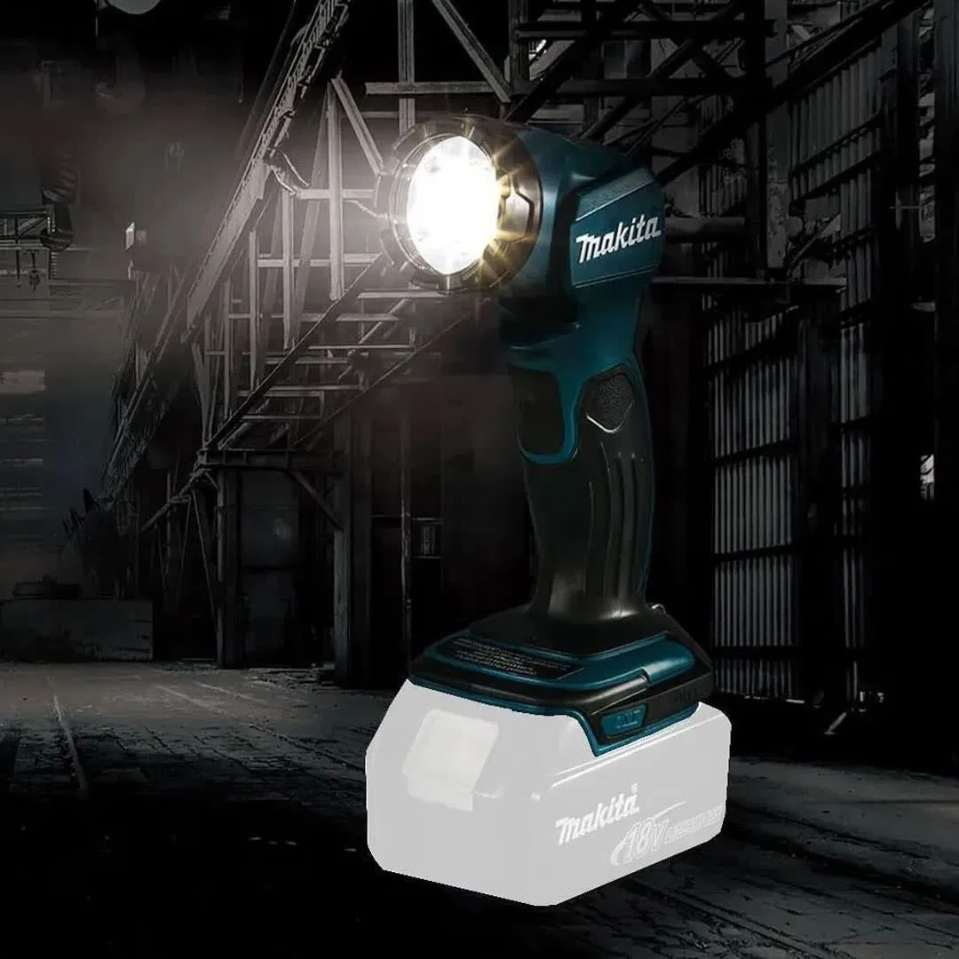 Lampe de chantier 14,4-18V LXT Li-Ion (Produit seul) - MAKITA DML815