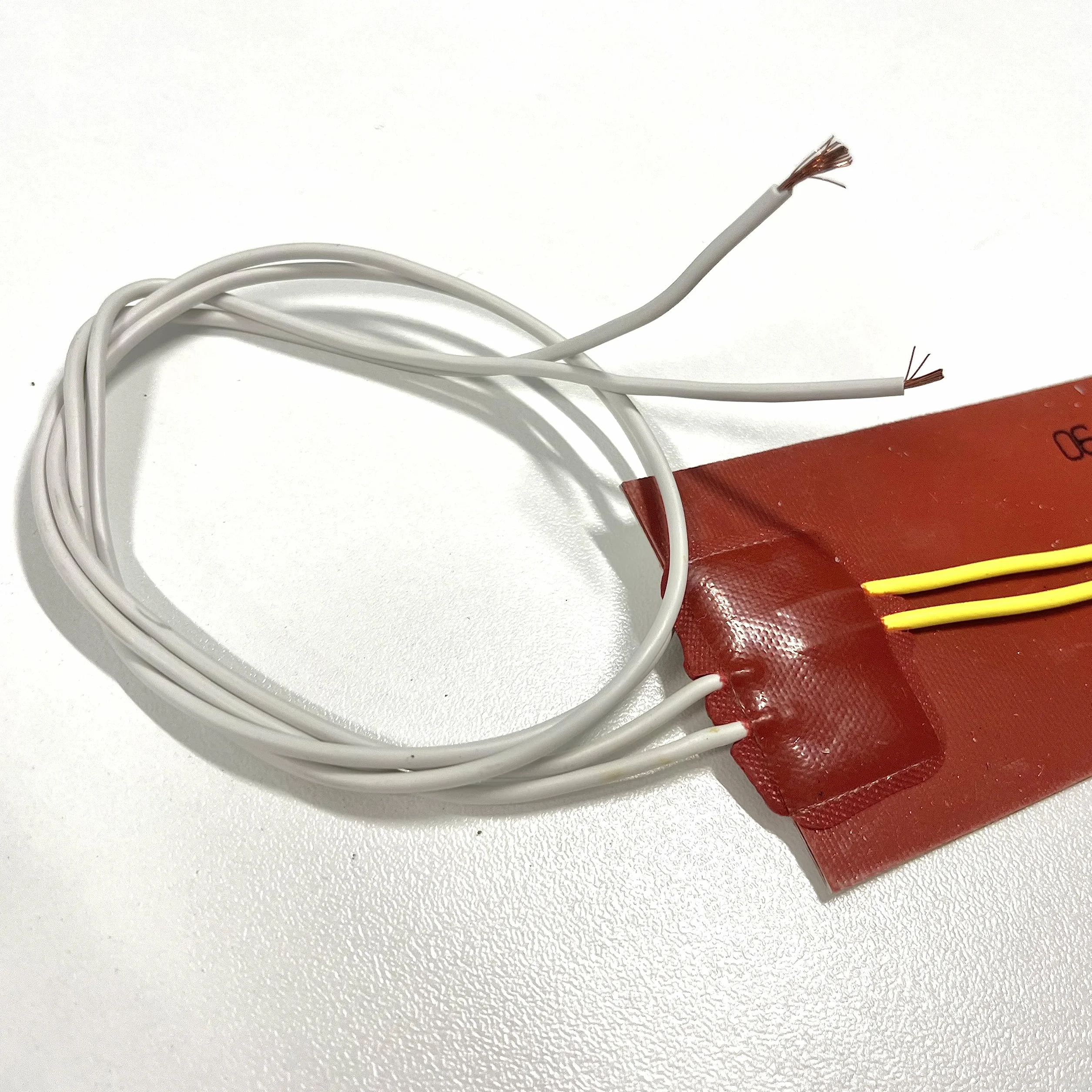 Résistance silicone auto-adhésive pour évaporateur 100 W 220 V | Pour buffets, tables chaudes, vitrines réfrigérées | Chauffe-huile | Presses thermiques, moules, plaques chauffantes