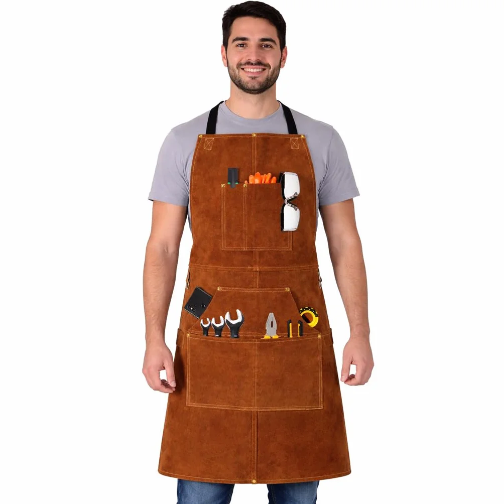 BWOLF SMITH Tablier de Soudeur Professionnel en Cuir | pour Homme avec 6 Poches |Tablier de Soudure Durable de Travail | Anti-flamme et Protection pour Forgeron