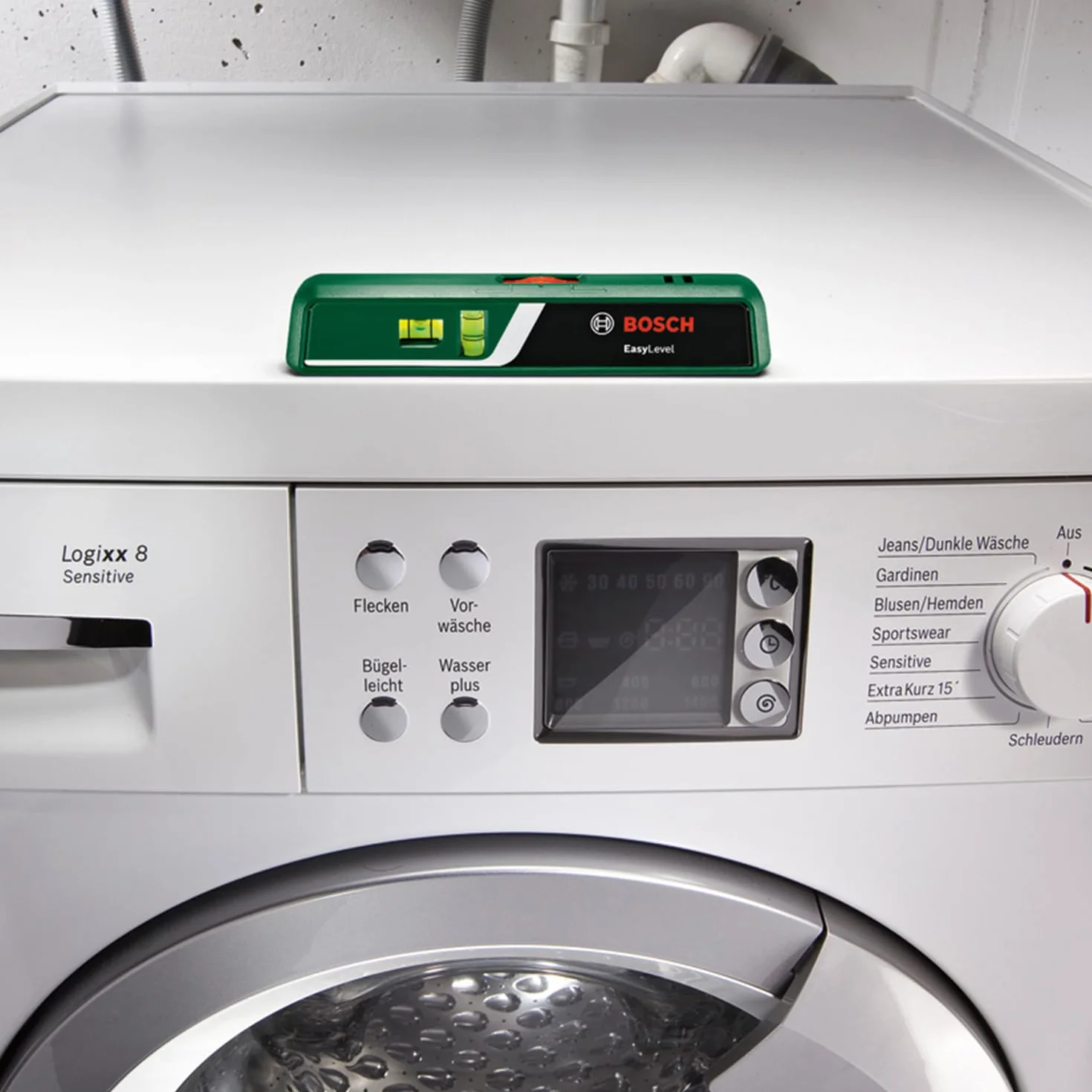Bosch Niveau laser à bulle EasyLevel avec support mural (ligne laser pour un alignement flexible sur les murs et point laser pour un transfert de hauteur facile, dans boîte carton pour e-commerce)